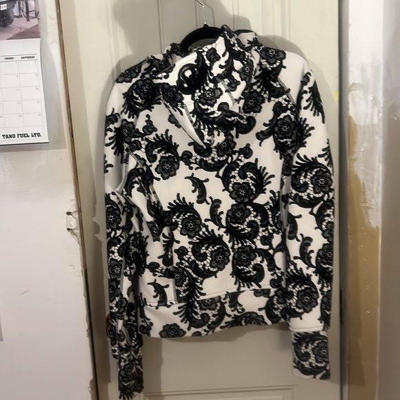 Lululemon Floral Hoodie Size 12 - Picture 2 of 3